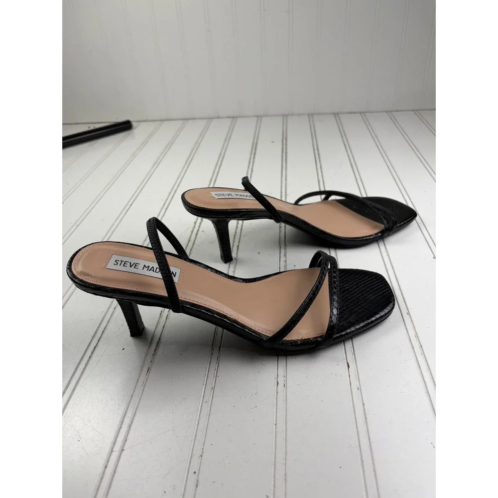 Steve Madden Y2K Loft Black Snake Strappy Kitten Heel Sandals Women's Size 9.5
